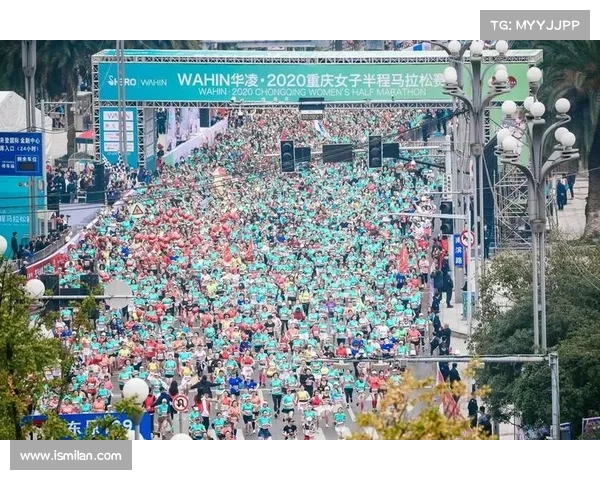 重庆女子半马选手最后一秒被反超 站上赛场已是胜利 重庆女子半马选手最后一秒被反超 站上赛场已是胜利
